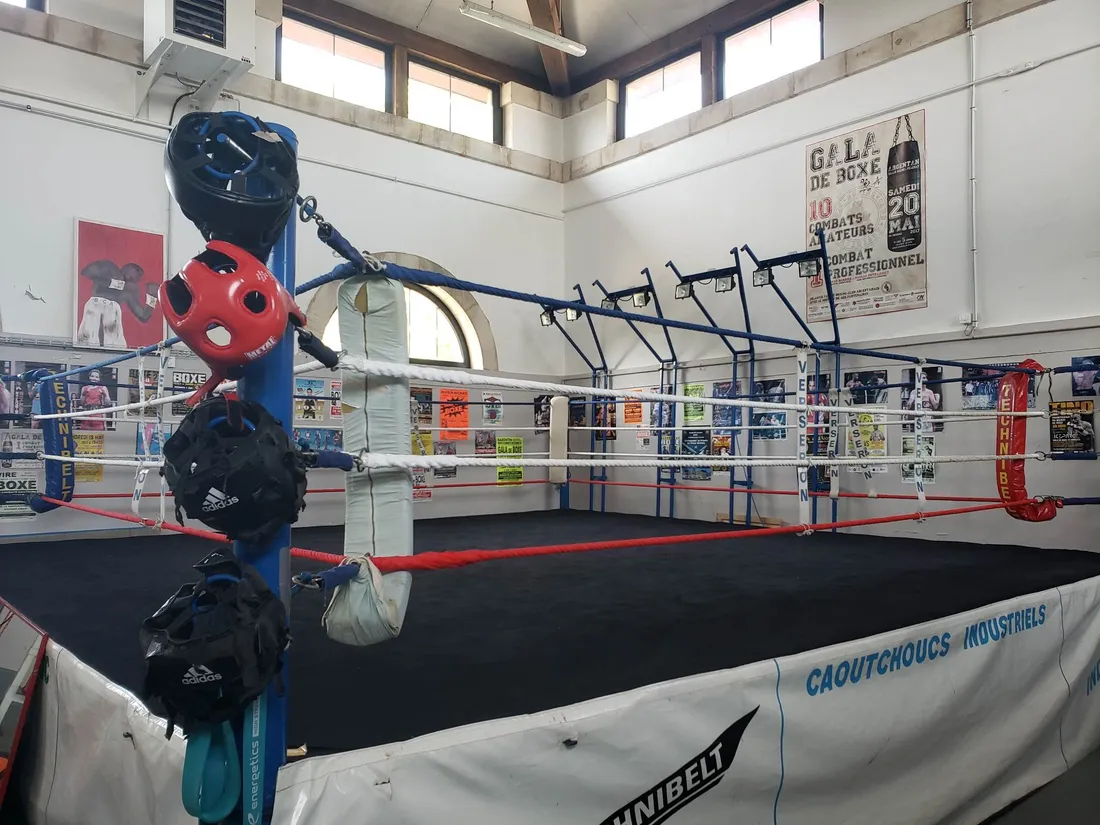 Un ring de boxe