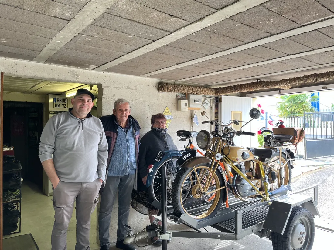 Jérôme participe avec son frère et ses parents. 