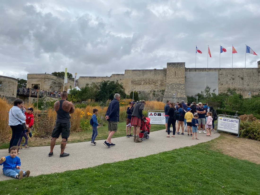 File d'attente pour le Banquet Fantastique de Caen