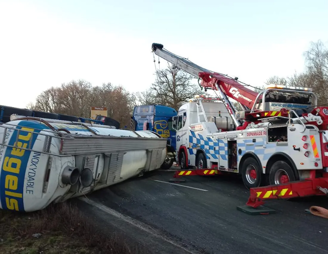 Citerne renversée sur l'A71