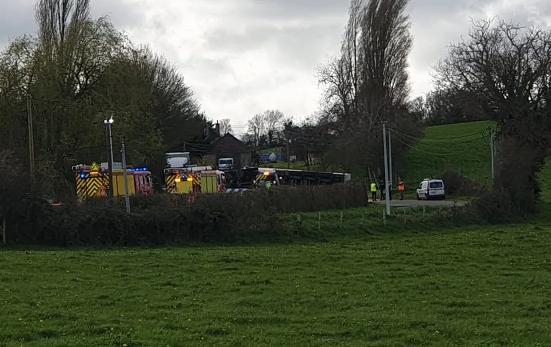 Accident de camion à Coulans-sur-Gée