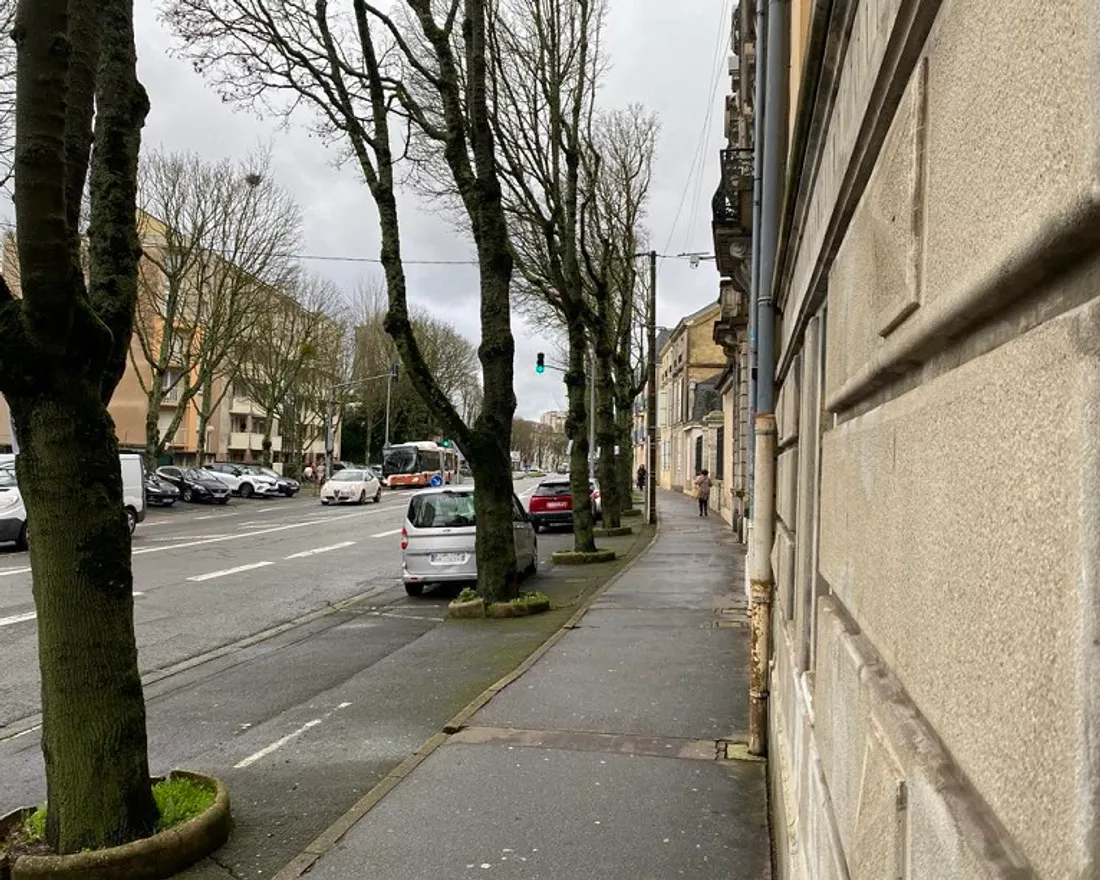 Au Mans, avenue Bollée