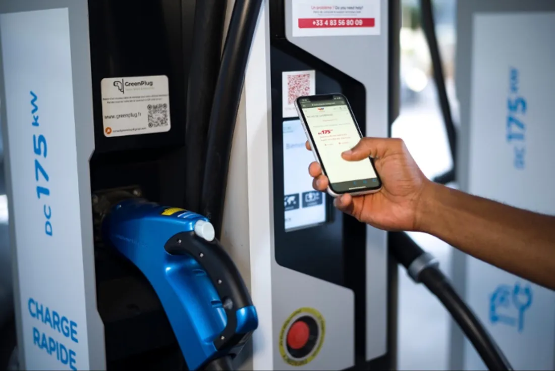 Borne sur l'A11 en Sarthe