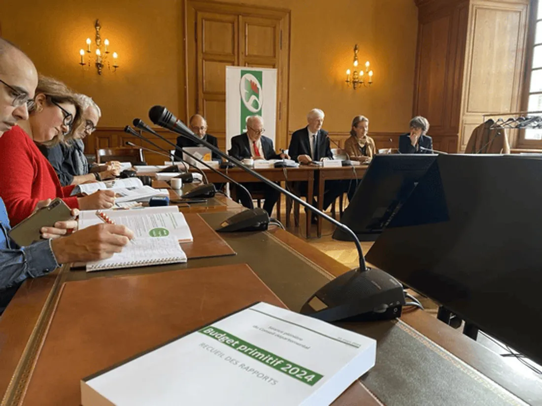 Saurez-vous retrouver Dominique Le Mèner, président du Conseil départemental de la Sarthe ?