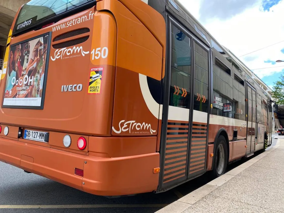 Au Mans, un bus de la Setram