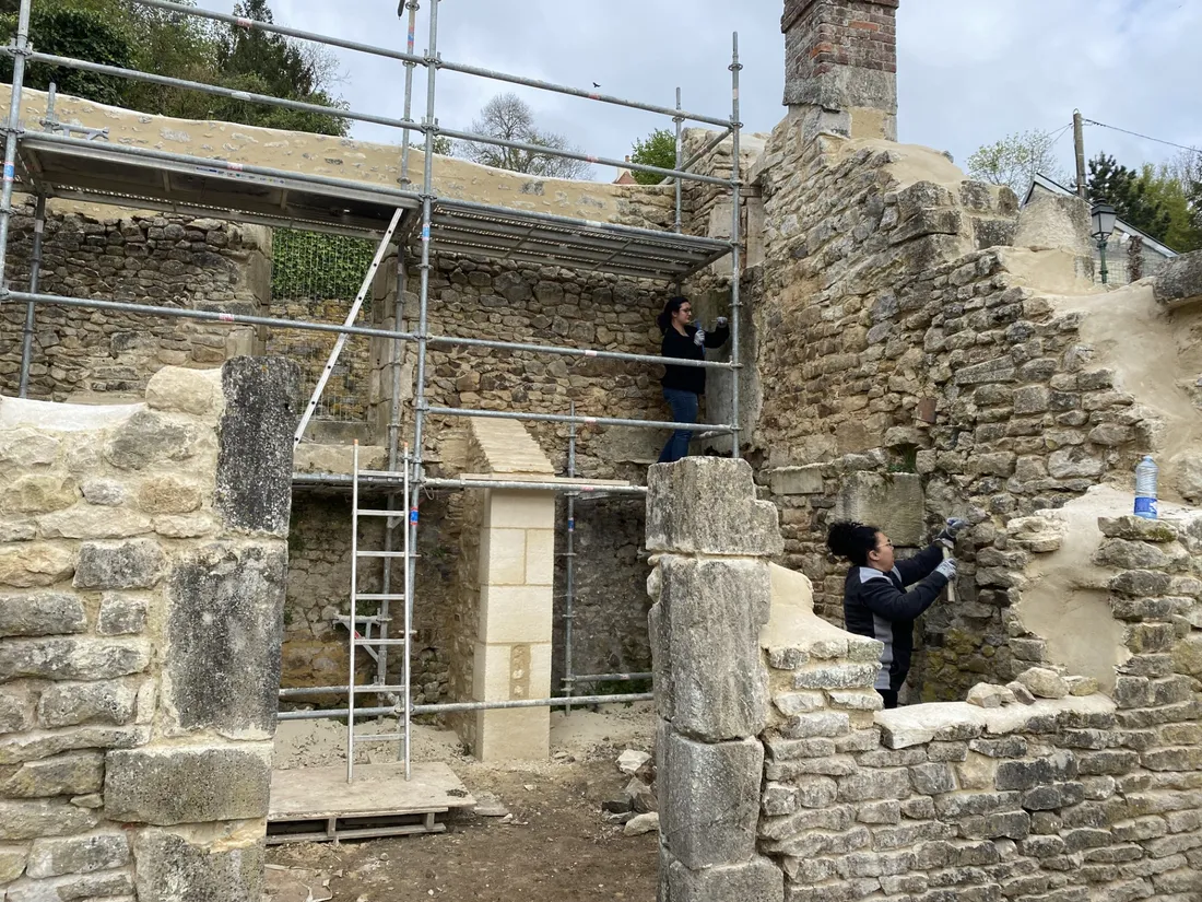 Chantier bénévole vieux lavoir Falaise