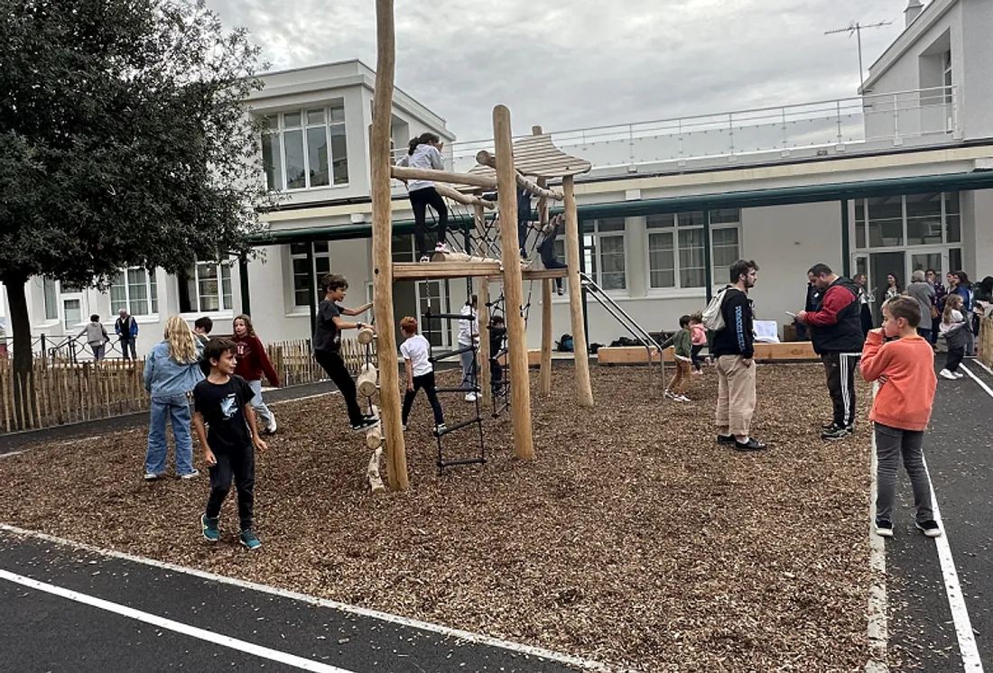 Ecole Bernanos à Bois-Guillaume
