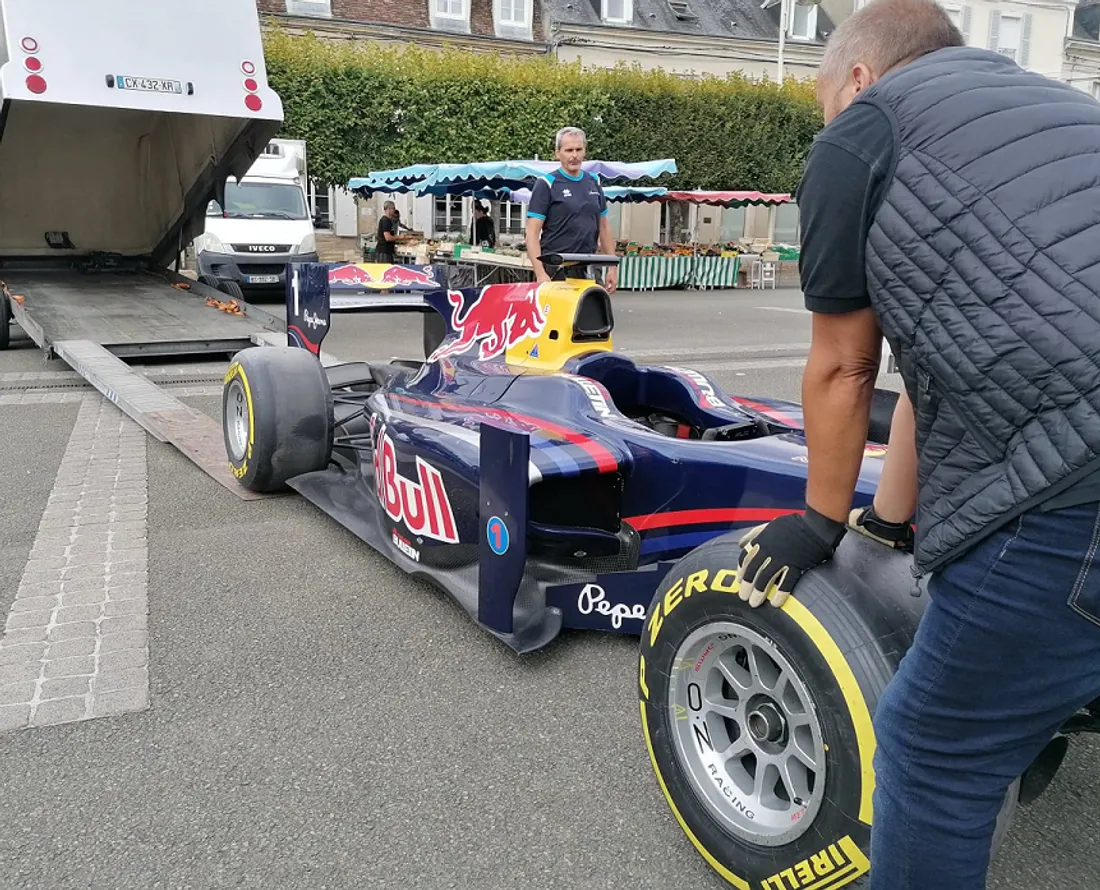 Dams s'exposait ce lundi 22 août à Mamers