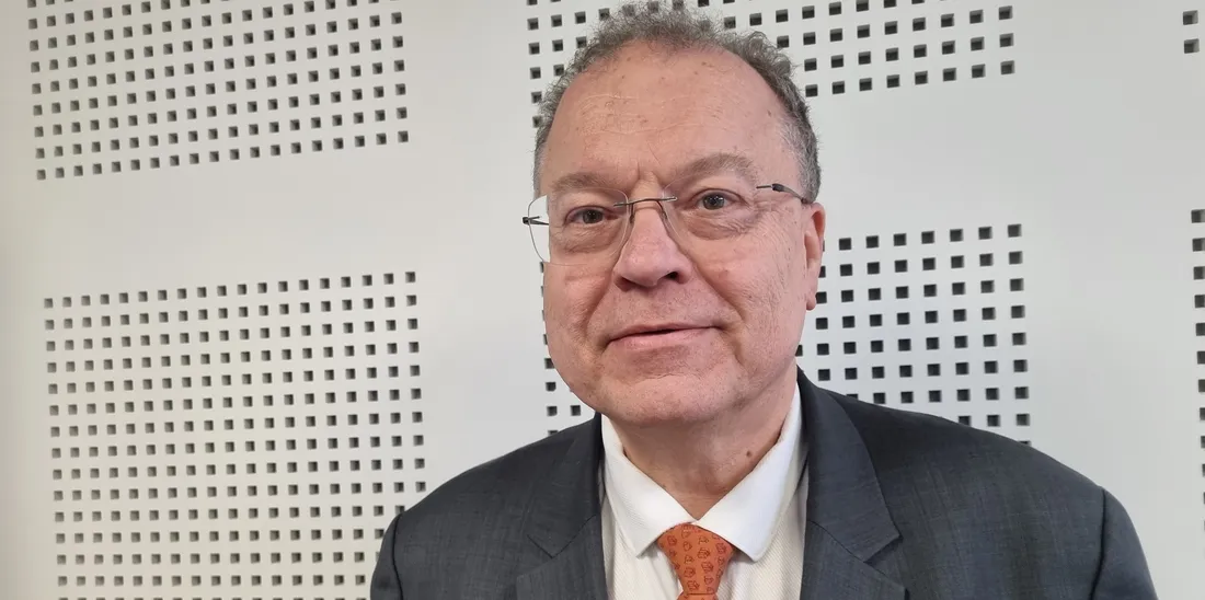 Malgré ses presque 20% au premier tour, Didier Guénin choisit de se retirer.