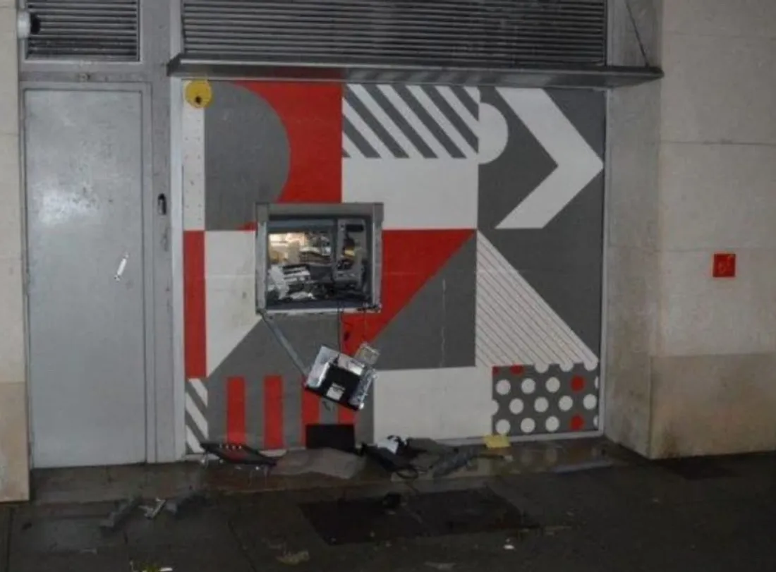 Distributeur détruit Trouville