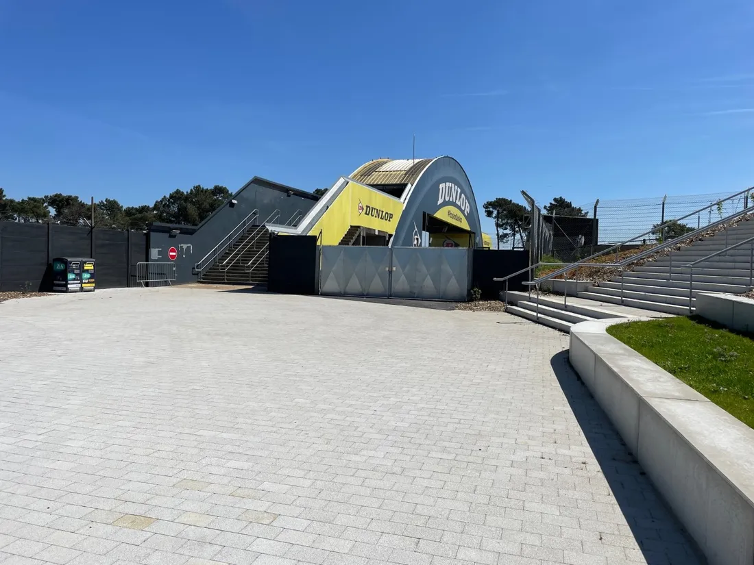 Nouvelle esplanade Dunlop