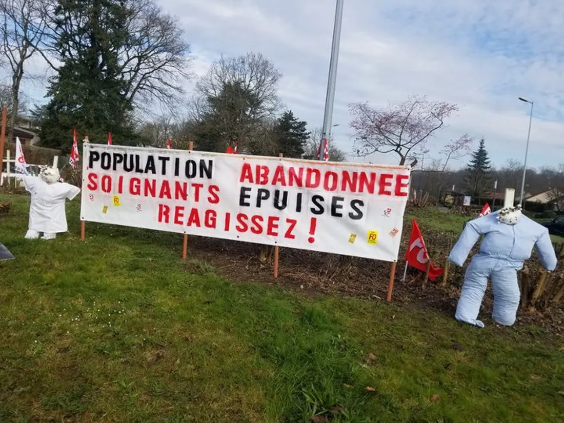 Grève à l’hôpital psychiatrique d’Allonnes : les soignants signent une tribune