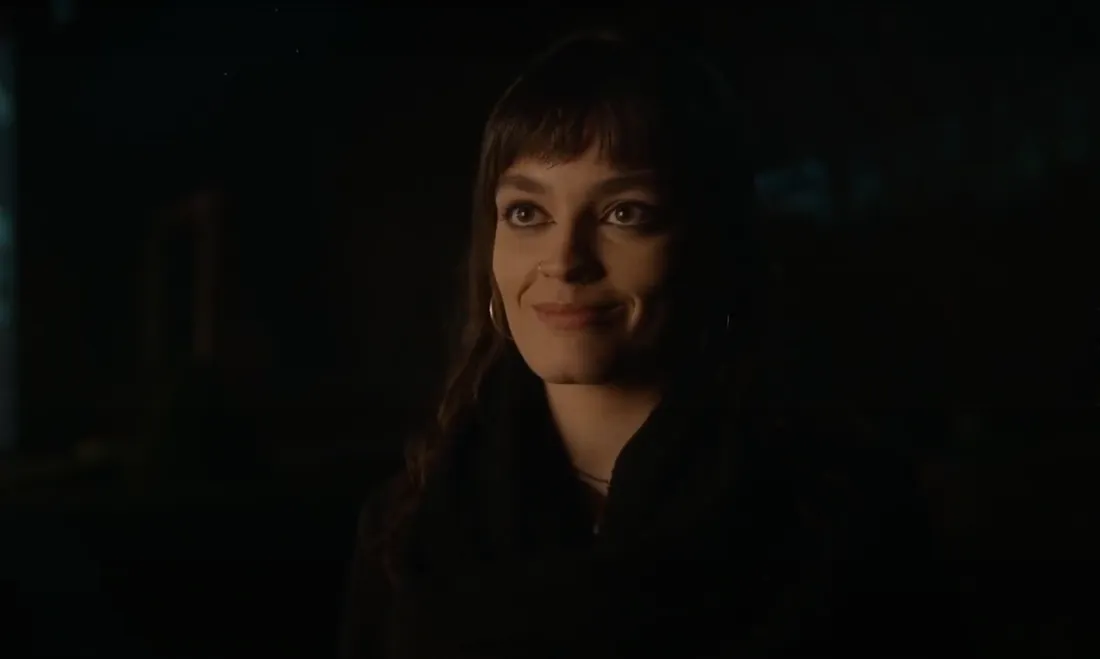 La Sarthoise Emma Mackey a assisté au dîner en l'honneur du Roi d'Angleterre à Versailles.