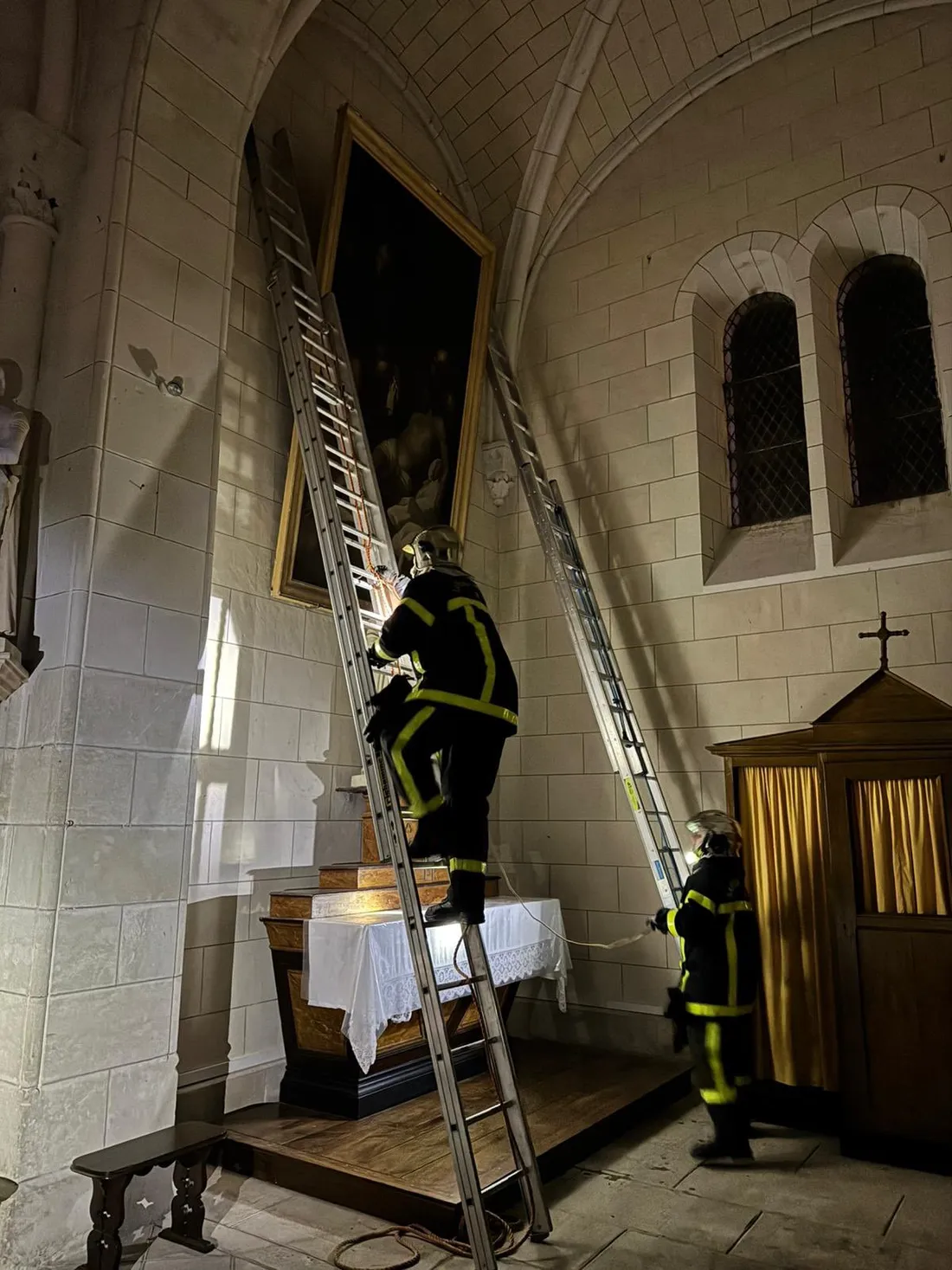 feu église Langé intérieur