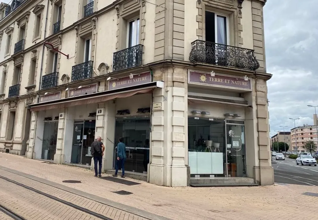 Le fleuriste du bas de la rue Gambetta a fermé