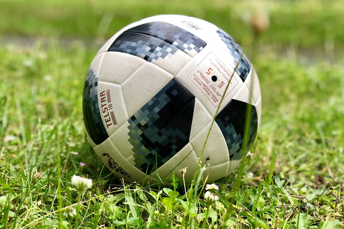 Ballon foot district Orne