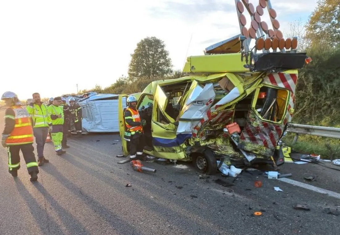 Fourgon percuté sur l'A11