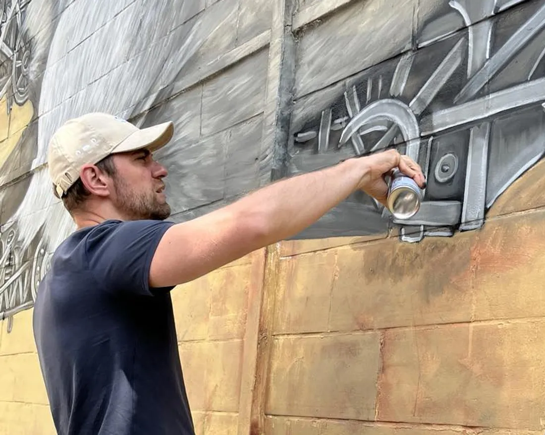 Ardif réalise sa fresque