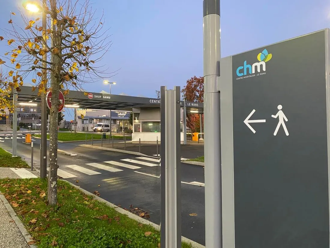 Au Mans, l'entrée de l'hôpital