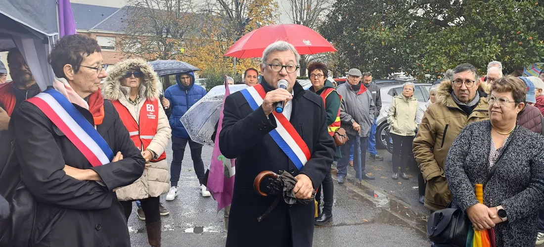 Corinne Ollivier, maire de Vierzon et Nicolas Sansu, député NUPES du Vierzonnais.