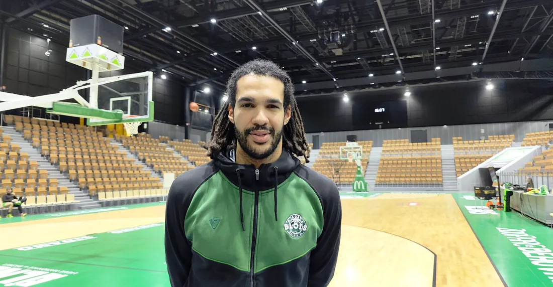 Thomas Hieu-Courtois, au micro de Nicolas Terrien : 