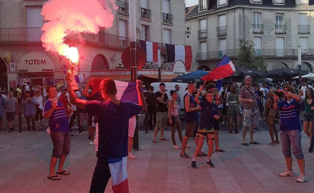 L'appel de la ville des des clubs à manifester sa joie dans le respect des règles.