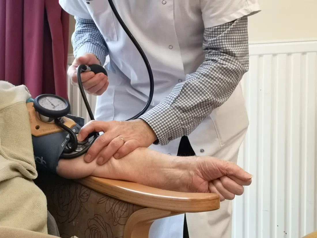 Des médecins-formateurs pourront être invités au resto s'ils installent un de leurs stagiaires.