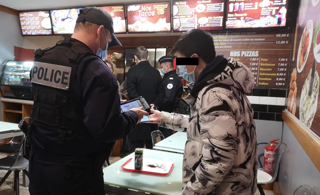 Les opérations de contrôle du respect des règles sanitaires se multiplient à l'approche des fêtes.