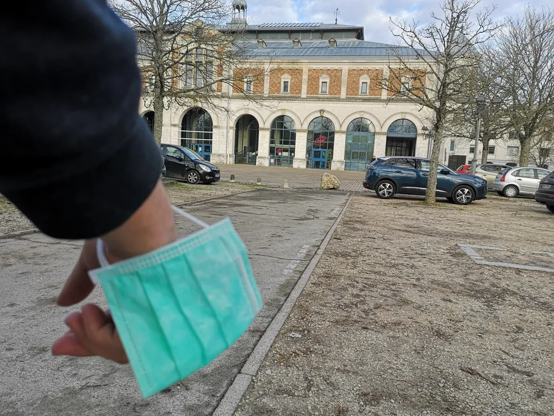 Le port du masque reste de rigueur à Blois, Romorantin et Vendôme.