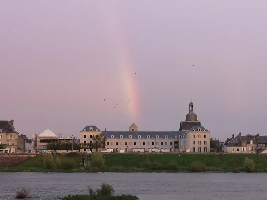 Fleur de Loire ouvrira le 27 juin, au lieu du 21 juin comme initialement prévu.