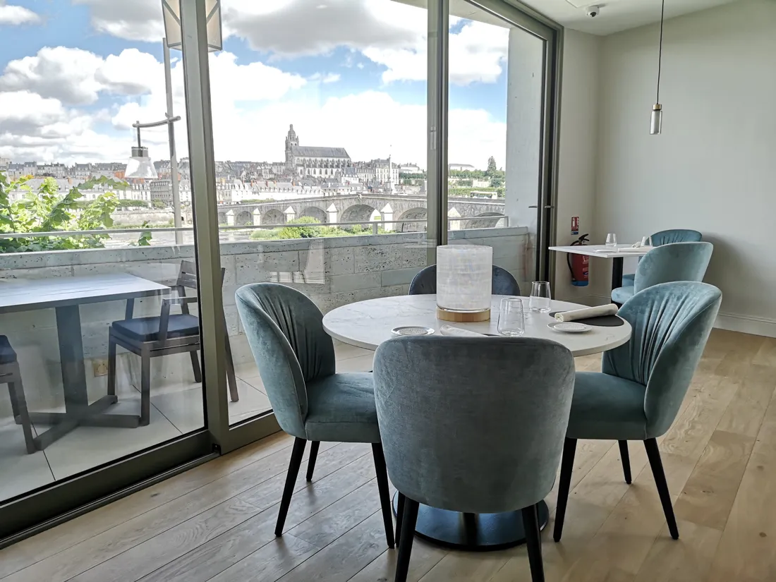 L'établissement se veut ouvert vers la Loire.