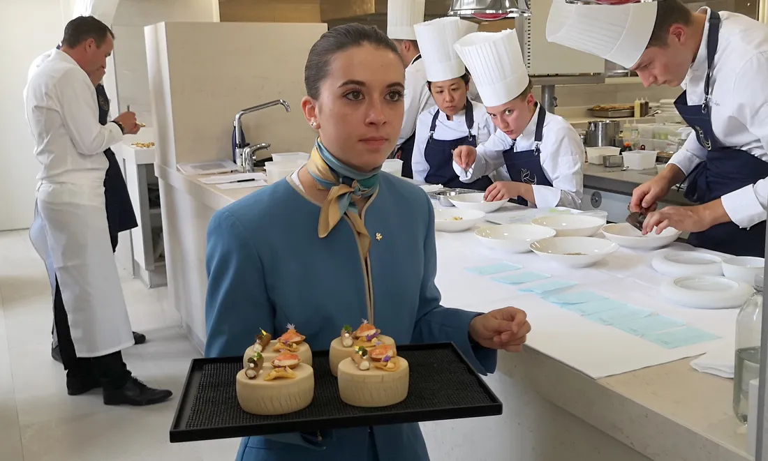 Service discret et efficace chez Christophe Hay.