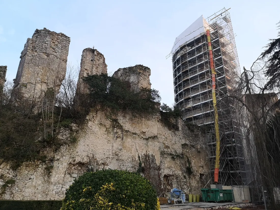 Les vestiges du château de Vendôme sont en cours de restauration.
