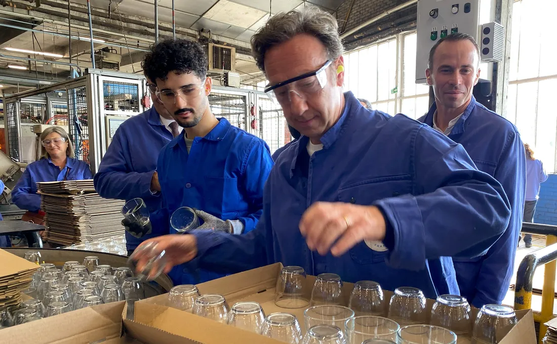 Stéphane Bern employé surprise de Duralex.