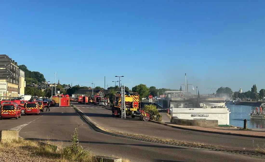 Incendie Honfleur bateau