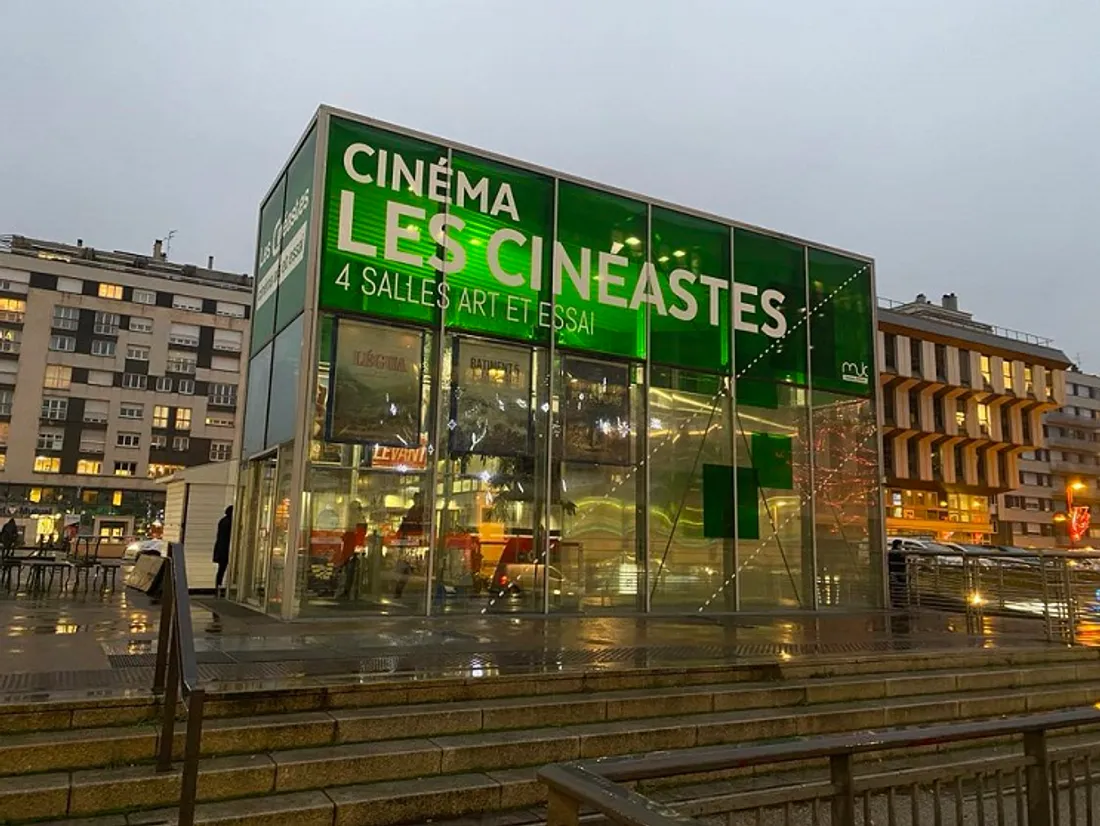 Les Cinéastes, place des Comtes-du-Maine, au Mans