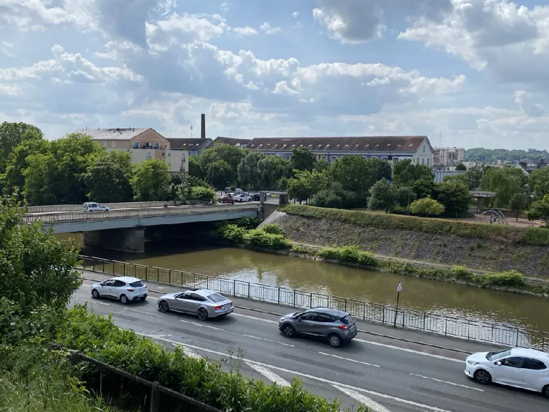Au Mans, vue d'ensemble sur le site Logista