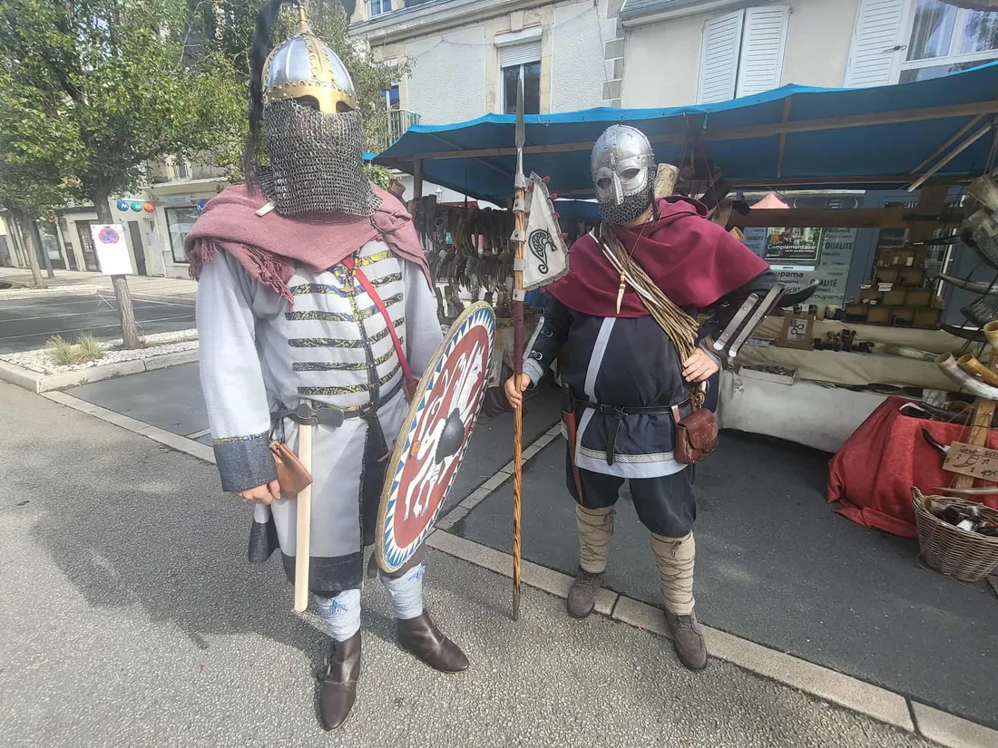 Des passionnés du Moyen Âge