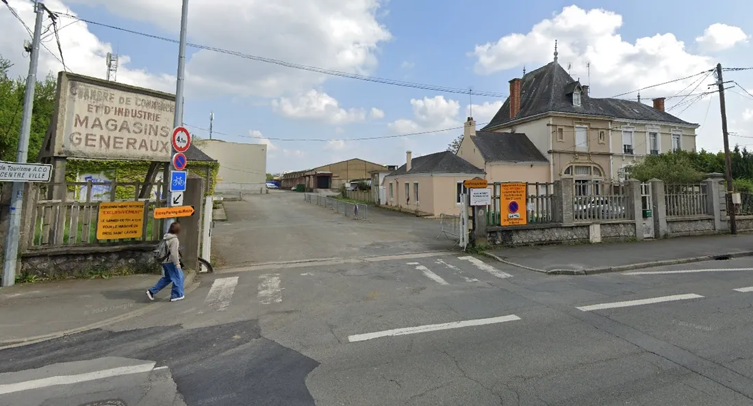 Les anciens magasins généraux au Mans
