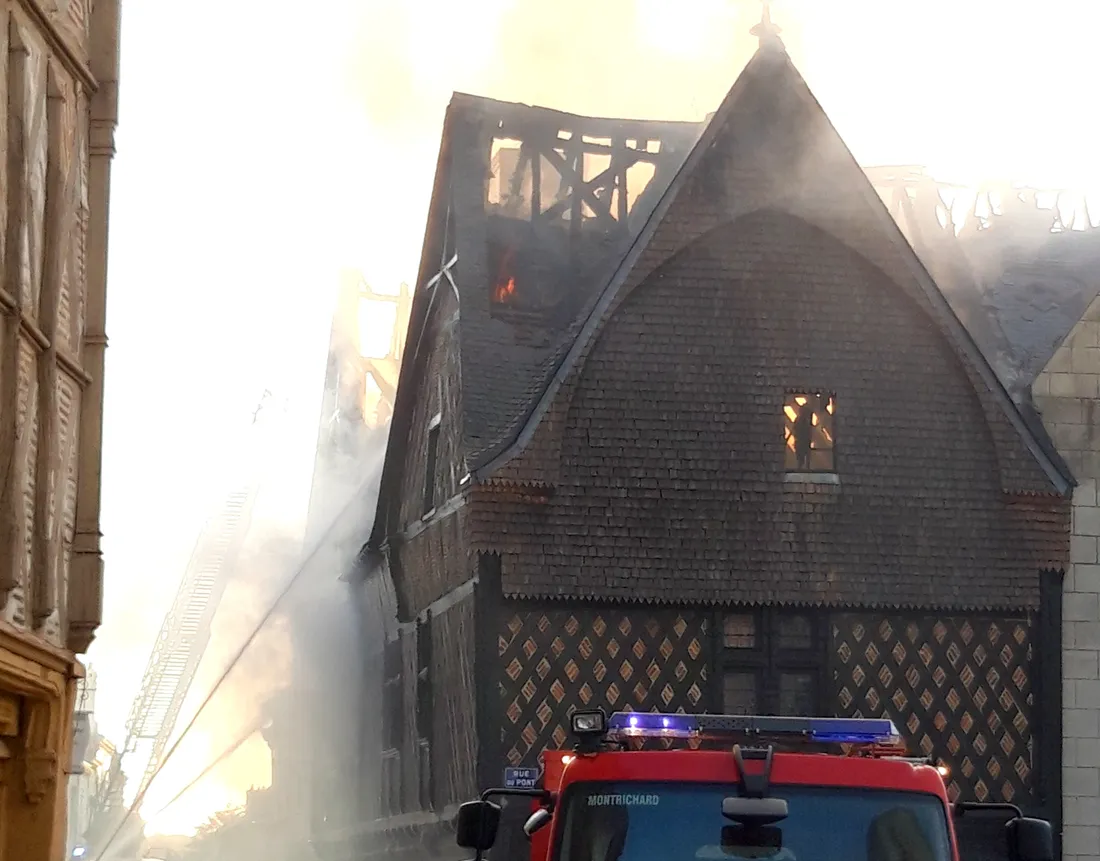 L'Avé Maria victime d'un incendie le 14 septembre 2019 - Photo : Ville de Montrichard-Val-de-Cher.