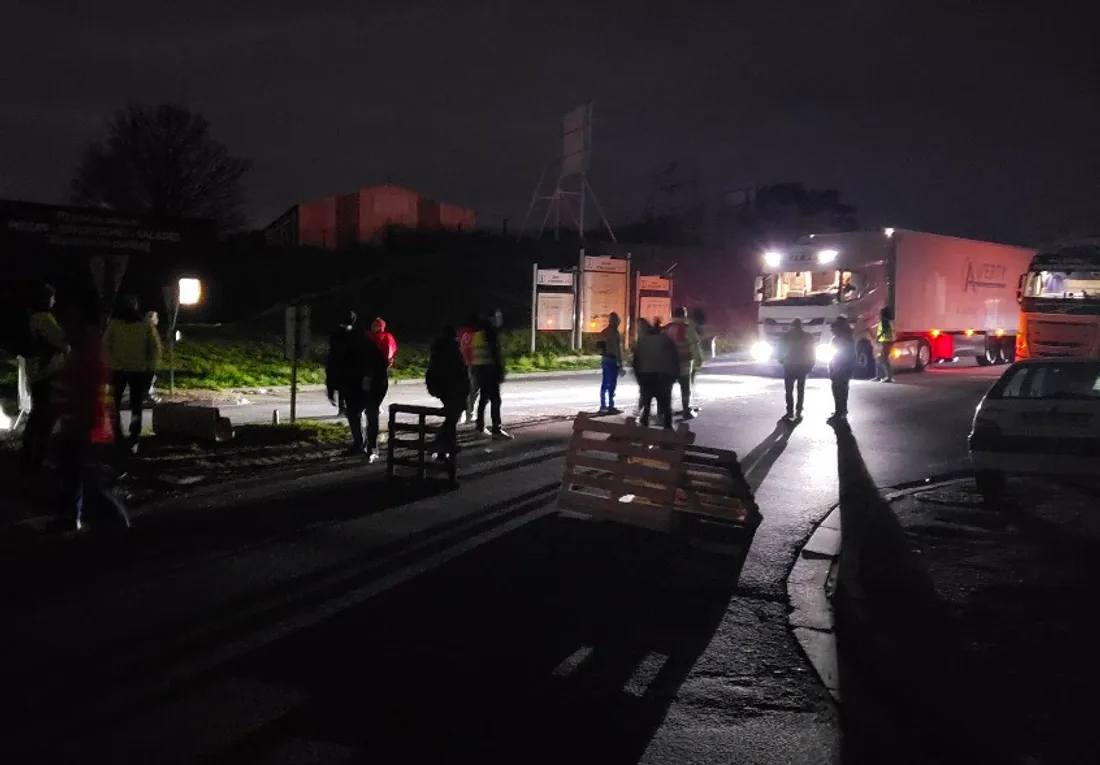 A Caen, barrage filtrant