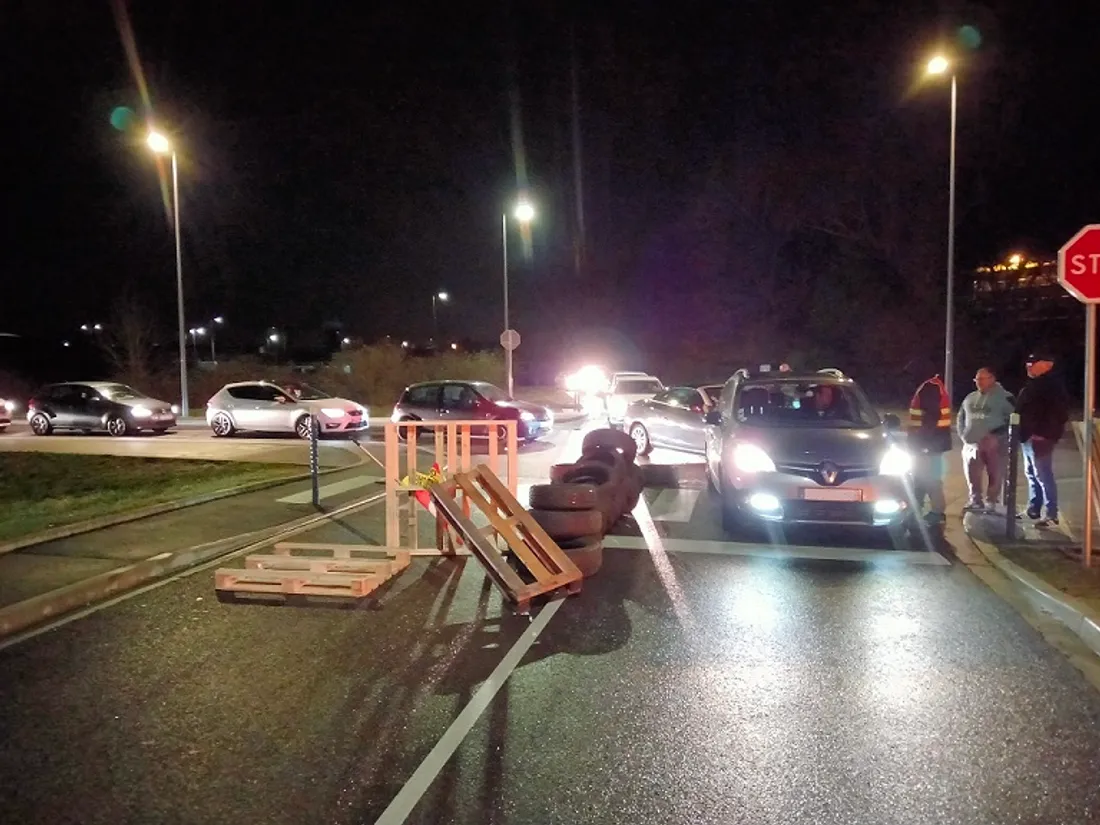 Barrage filtrant à Cléon