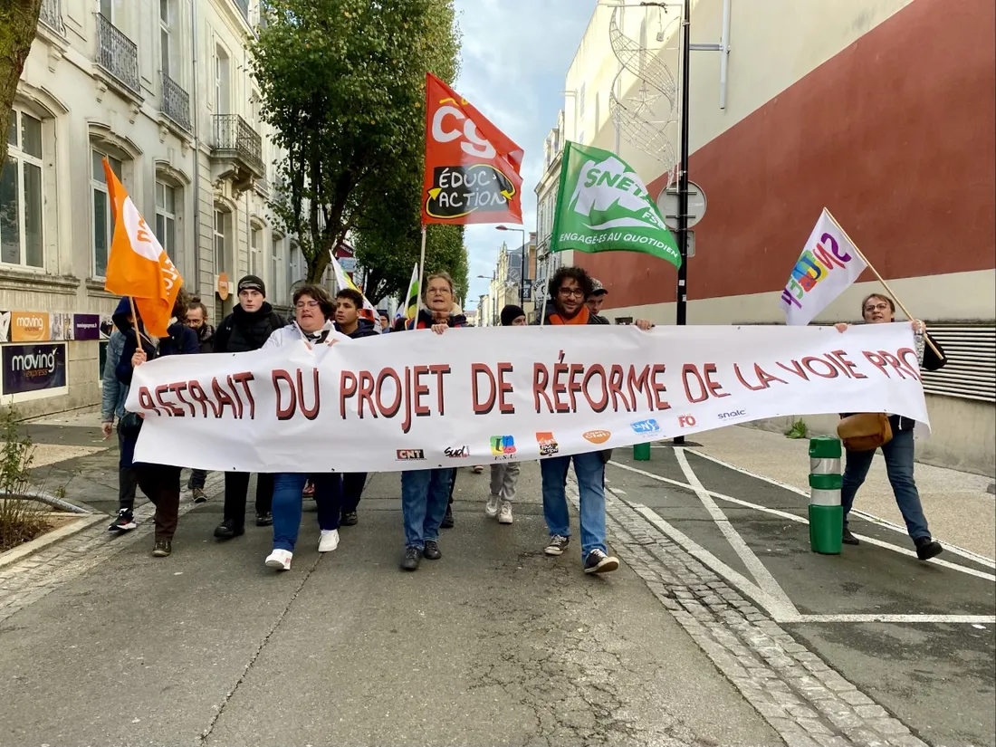 Manifestation des lycées professionnels au Mans