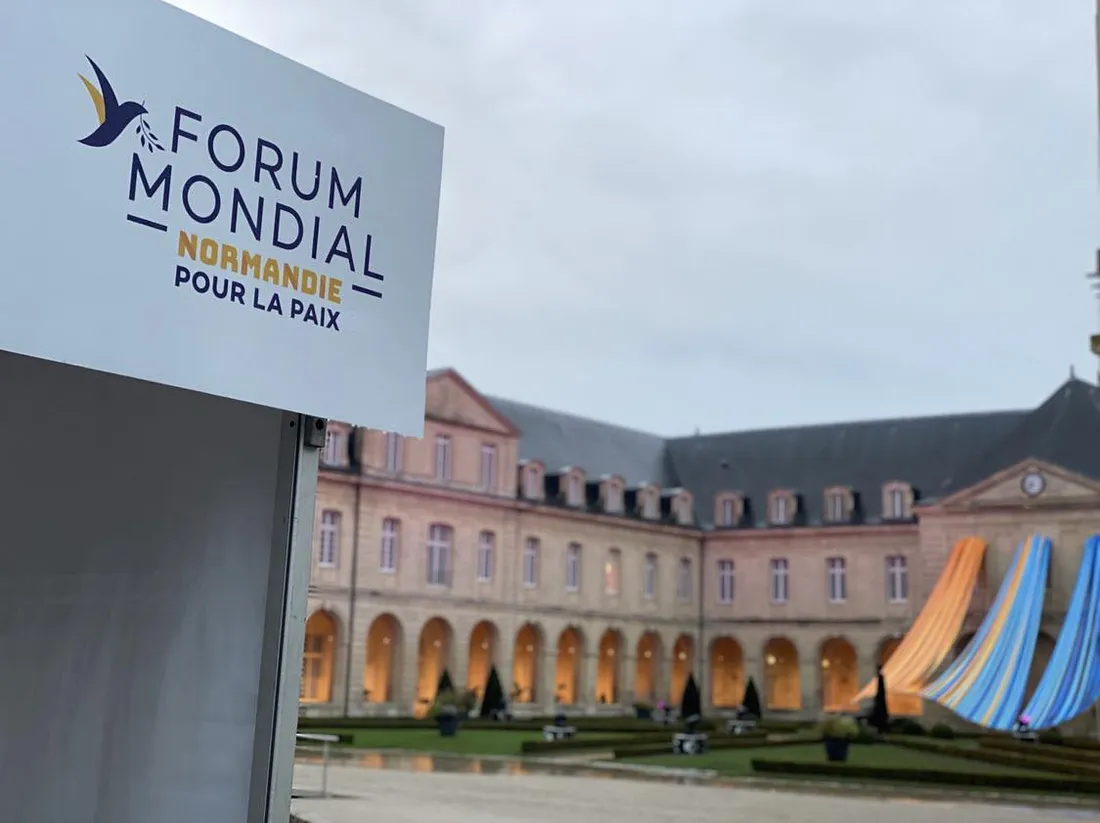 Normandie pour la Paix, sur le site de l'Abbaye-aux-Dames, à Caen