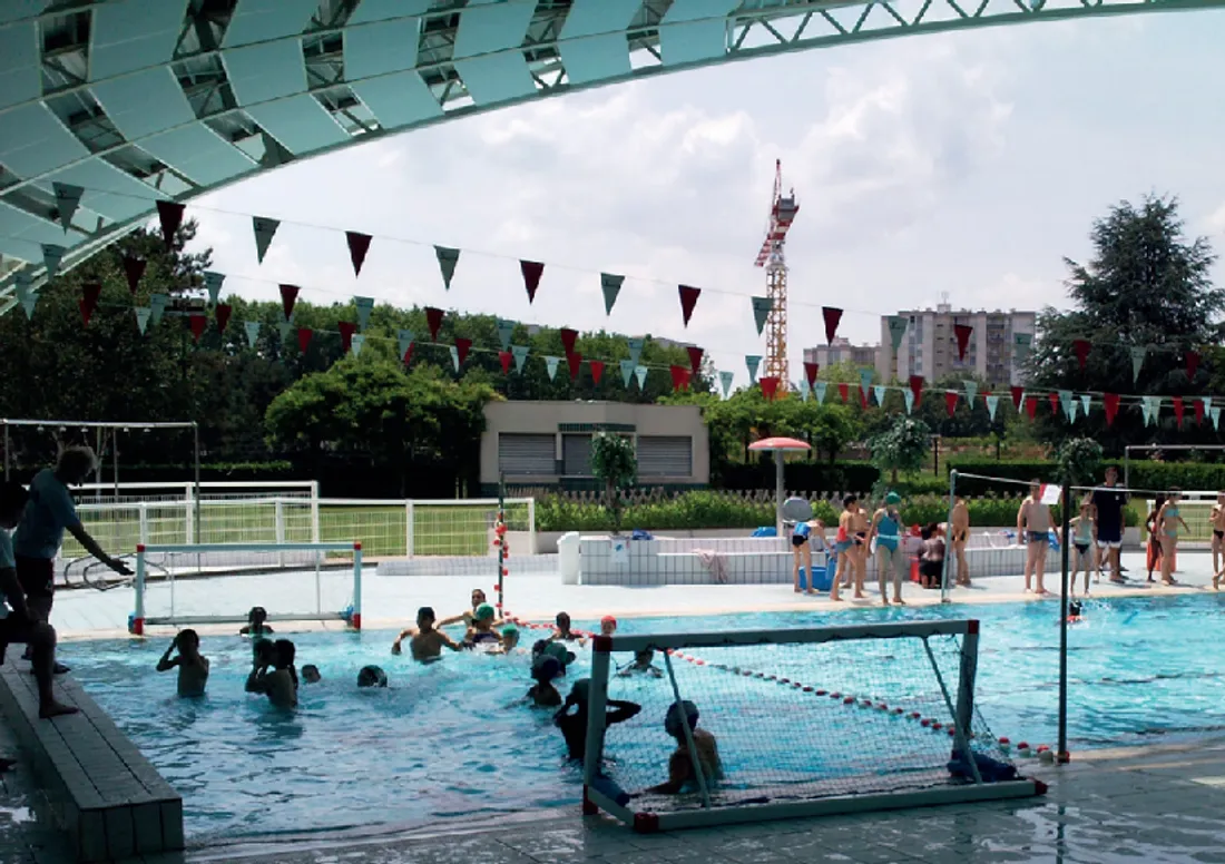 A Blois, la piscine dite "Tournesol"