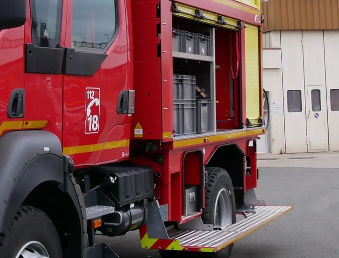 Plusieurs hectares de champs ont brûlé ce lundi 11 juillet dans le sud Mayenne
