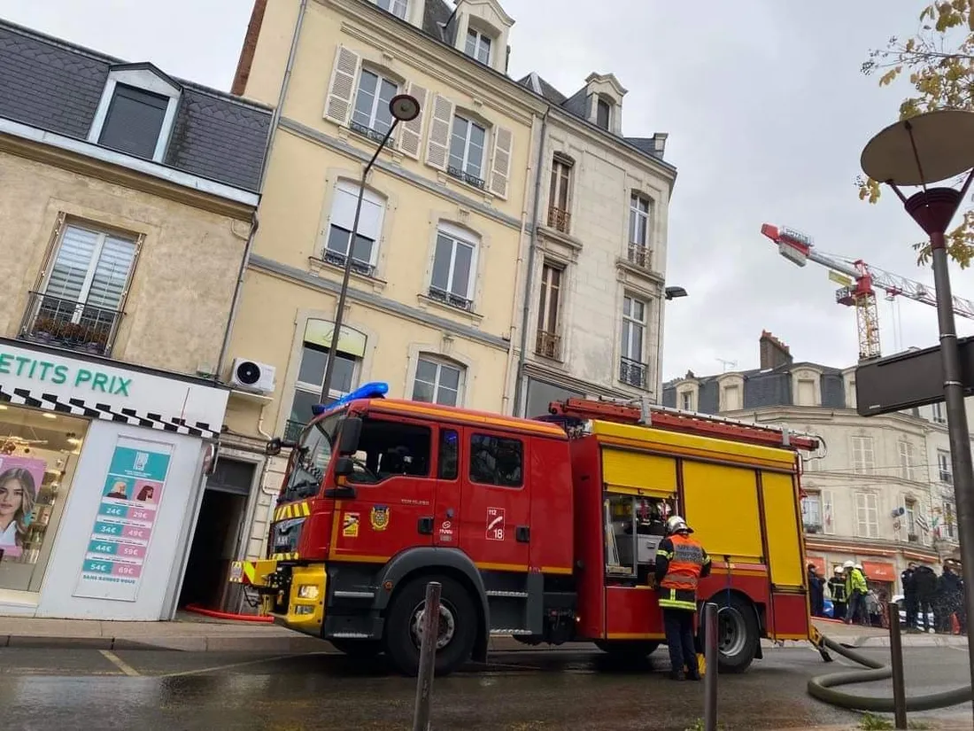Les pompiers en intervention rue Nationale au Mans