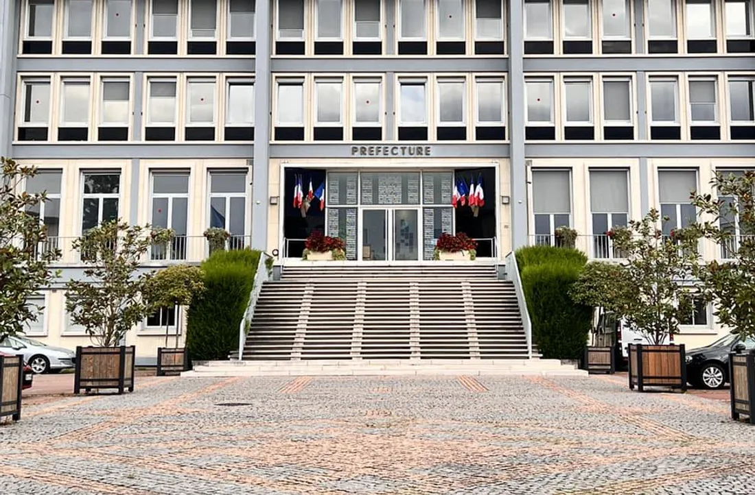 A Evreux, la préfecture