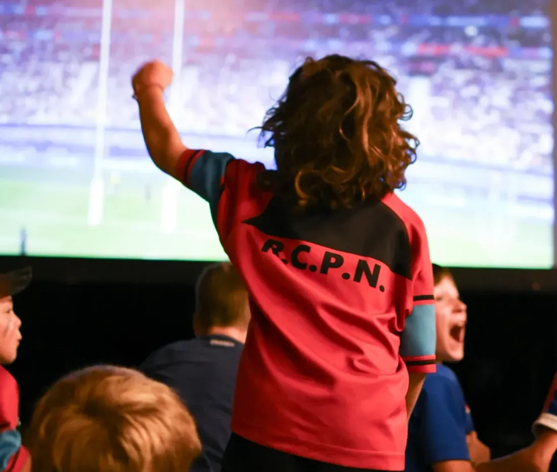 Un tout jeune fan de rugby