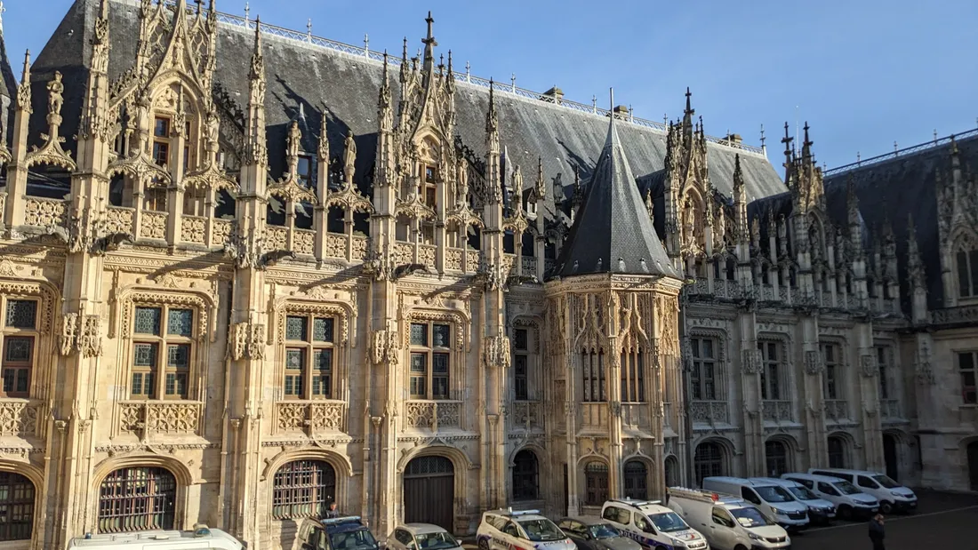 Rouen palais de justice